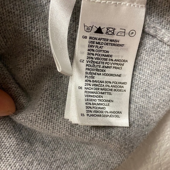 H&M Sweater Girls Size 6-8y Grey with Owl - Picture 8 of 9